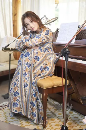 SHE组合田馥甄Hebe钢琴琴谱演奏