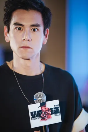 彭于晏邪不压正发布会