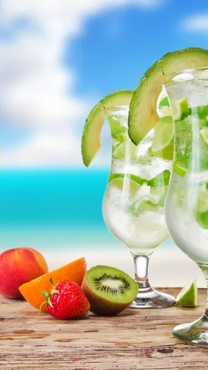 海滩上的酸橙鸡尾酒