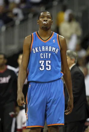 NBA球员小前锋凯文·杜兰特Kevin Durant牙套