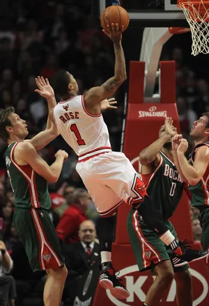 NBA篮球明星公牛队德里克罗斯1号篮下突破