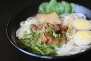 汤鲜味美的日本拉面图片