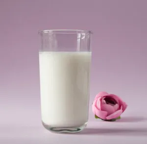 粉色玫瑰与牛奶图片