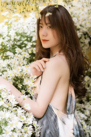 性感日韩美人艺术西西图片