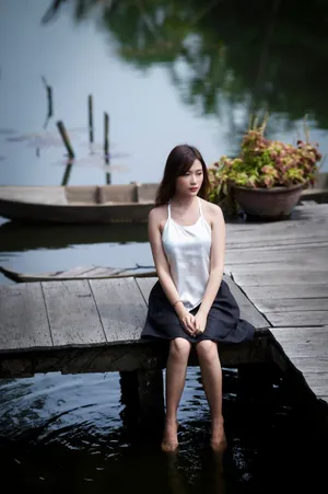 东方肚兜美女性感图片