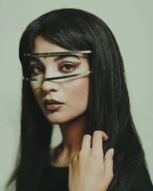 欧美冷艳女生写真图片