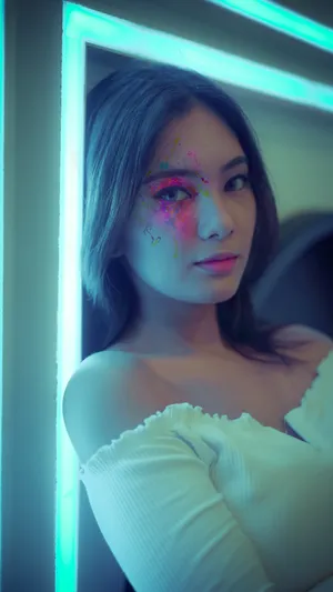 亚洲时尚彩妆模特图片_1