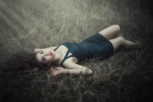 亚洲性感美女艺术写真图片