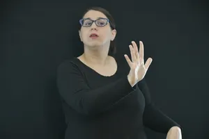 女人手语姿势图片第1张