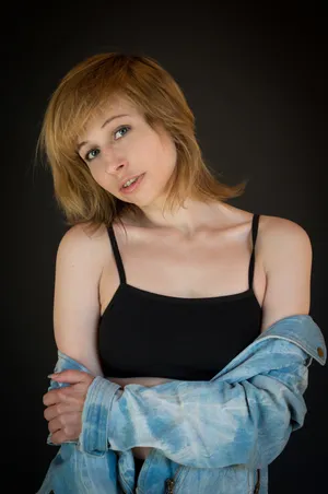 欧美性感锁骨美女图片