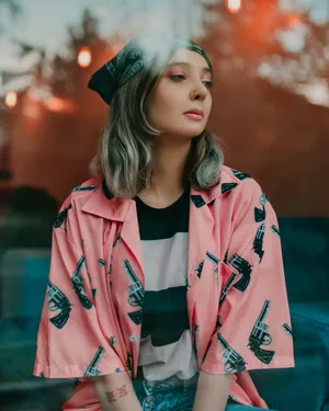 个性潮女孩写真图片