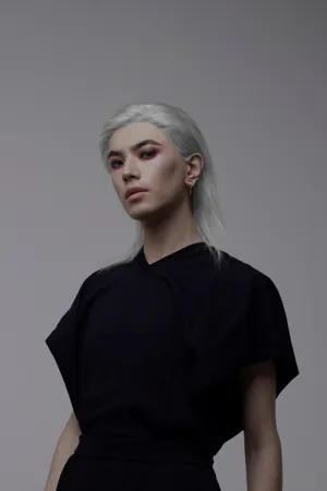 欧美高端美女模特写真图片