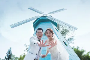 幸福情侣结婚照图片_1