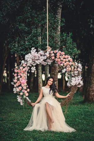 大自然风森系婚纱照图片第1张