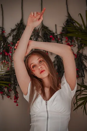 欧美艺术风格美女写真图片第1张