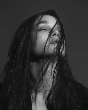 黑白俄罗斯美女艺术摄影