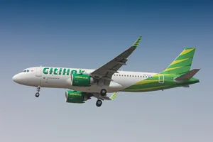 大型航空客机飞行图片