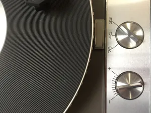 复古唱片机图片