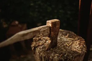 厚重锋利的斧头图片第张