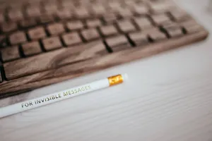 木制键盘的特写图片第张