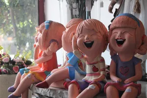 造型可爱的陶艺摆件图片第张