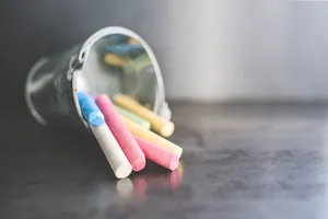 五颜六色的粉笔图片第张