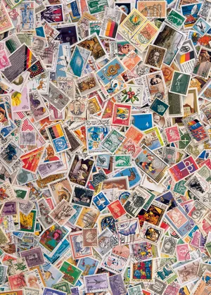 摆拍中的钱币图片第张