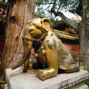 庙宇里的雕塑图片第张