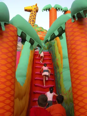 儿童滑梯设施图片第张