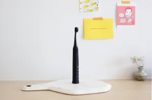 电动牙刷高清图片