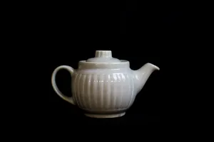白色茶壶图片_1