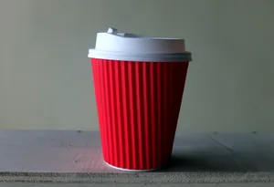 红色纸杯图片_1