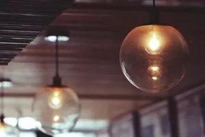 电灯发光图片_1
