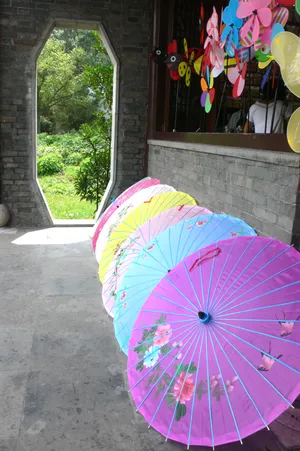 彩色太阳伞图片下载_1