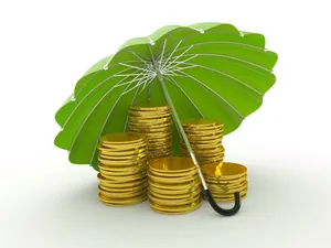 创意绿伞金币高清图片_1