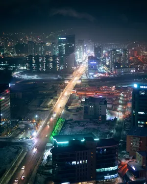 灯火阑珊都市夜景图片第1张