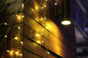 夜色下的闪光灯图片第张