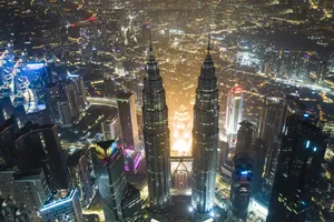 摩天大楼夜景鸟瞰图片_1