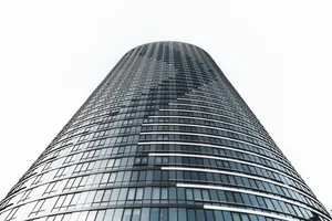 玻璃幕墙写字楼高清图片_1