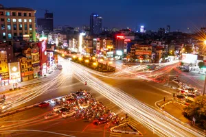 城市夜景车流线图片_1