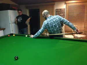 打台球的人物图片第张