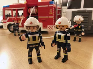 卡通消防员玩具公仔图片第1张