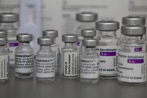 病毒疫苗接种图片_1