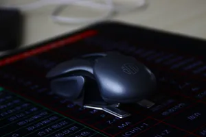 黑色鼠标图片_1