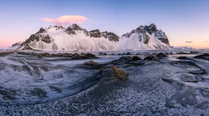 高原雪山摄影图片