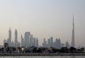 迪拜哈利法塔建筑风景图片