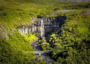 冰岛塞里雅兰瀑布自然风景图片_1