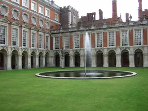 英国荷里路德宫建筑风景图片_1