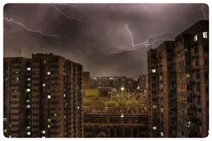 天空中的闪电高清图片第张