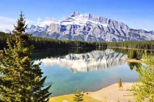 高山湖泊风景高清图片第张